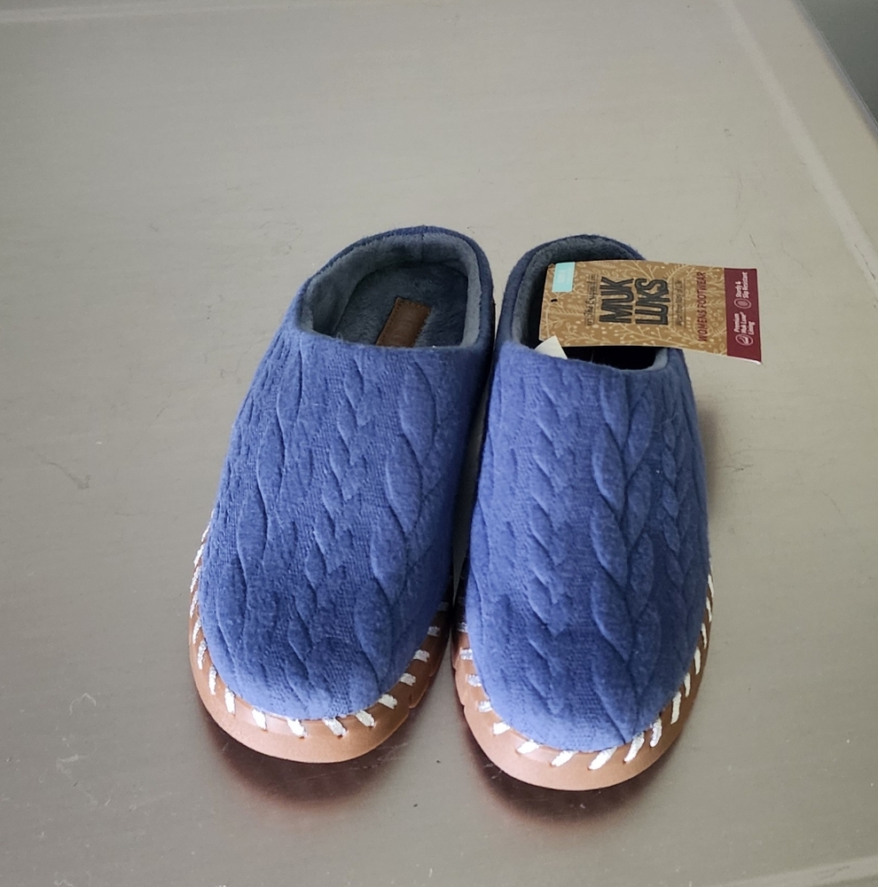 Muk Luk Nwt Ladies Cloth Shoes - Picture 3 of 6